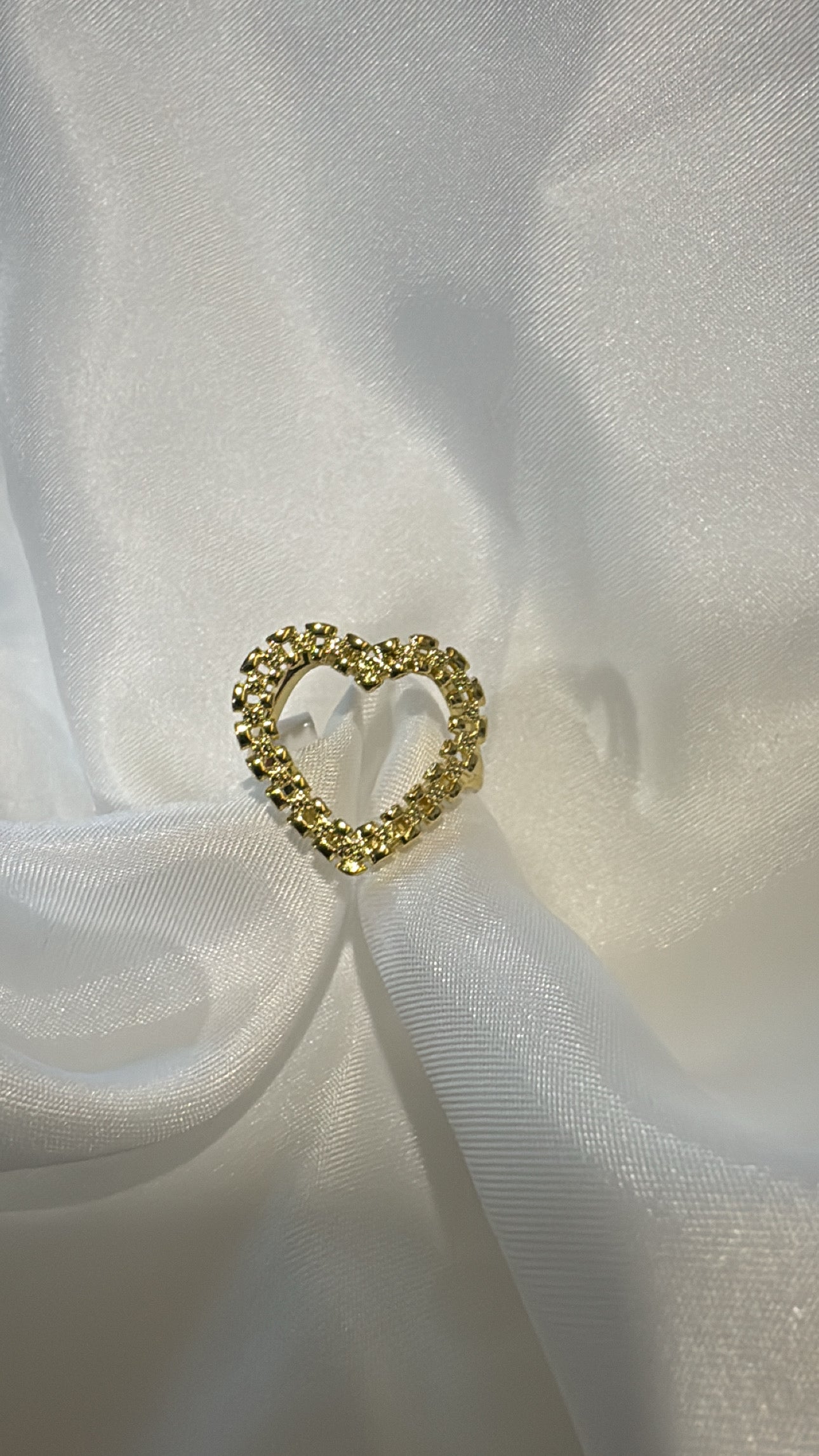 Heart ring