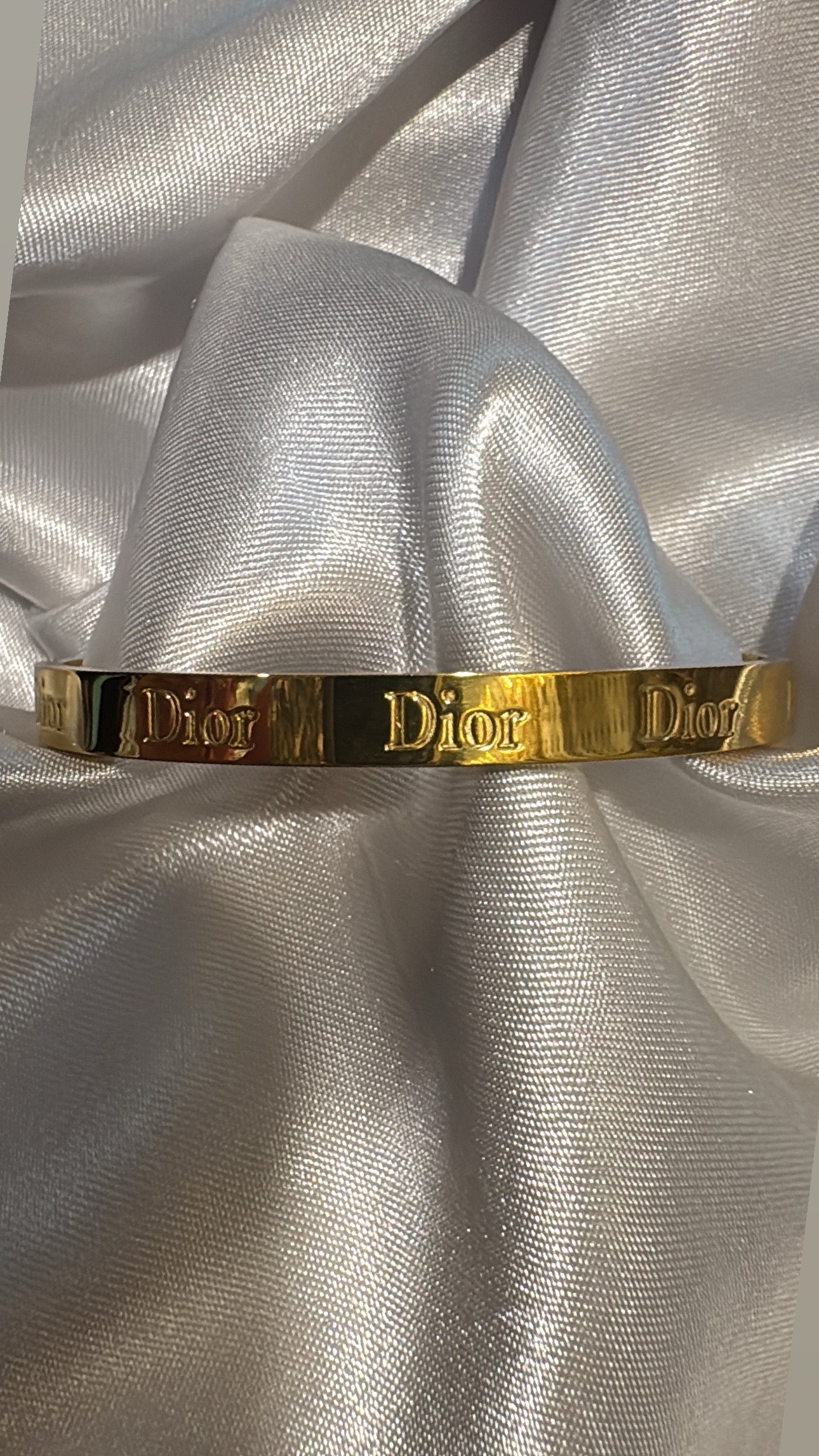 Dior bangle