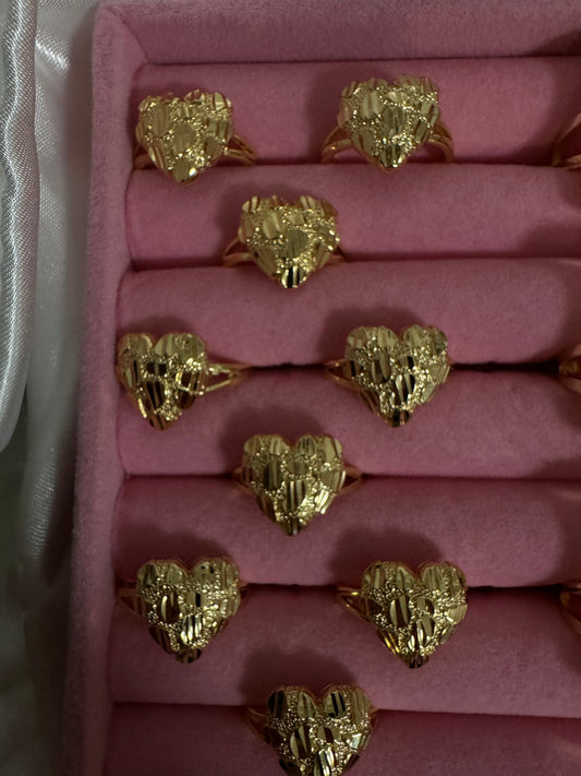 Heart nugget ring