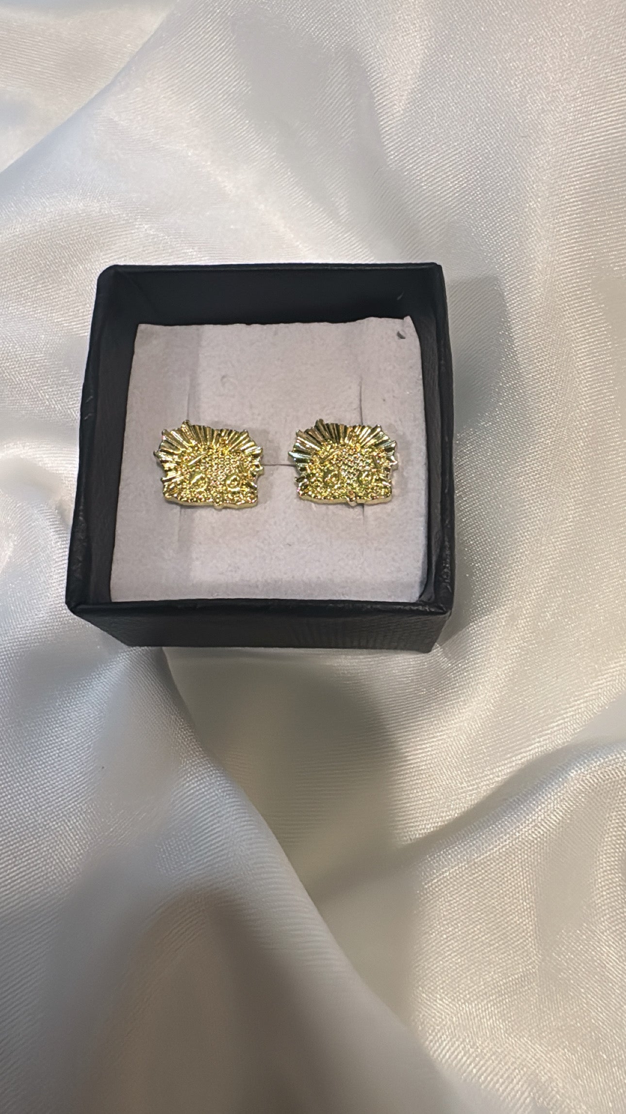 Betty studs
