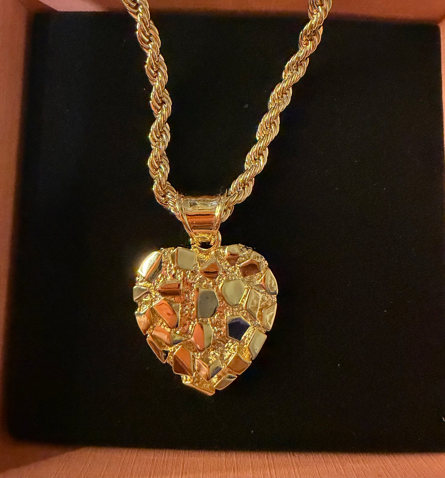 Large nugget pendant