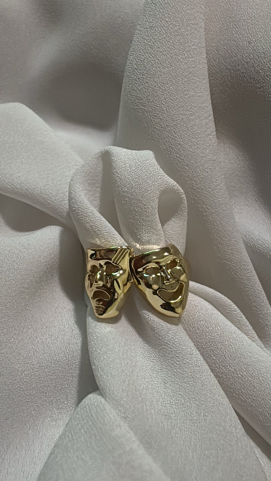 Two face ring